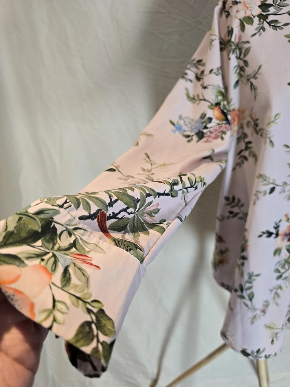 H&M Soft Pink Floral Button-Front Shirt - Picture 6 of 8
